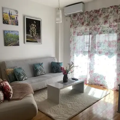 Alexandra apartment